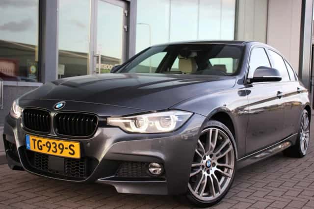 BMW 3-Serie (2018) thumbnail 2