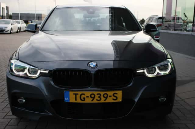 BMW 3-Serie (2018) thumbnail 3