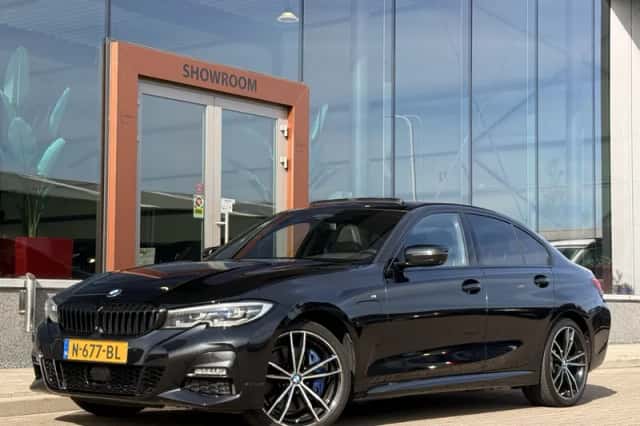 BMW 3-Serie (2021) thumbnail 1