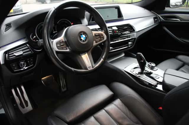 BMW 5-Serie (2017) thumbnail 2