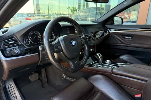 BMW 5-Serie (2013) thumbnail 2