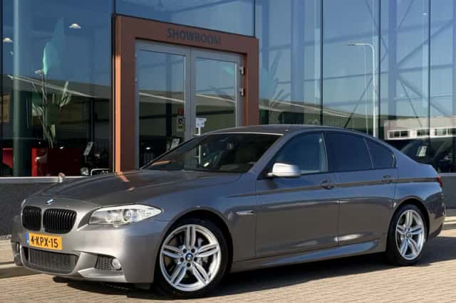 BMW 5-Serie (2013) thumbnail 1