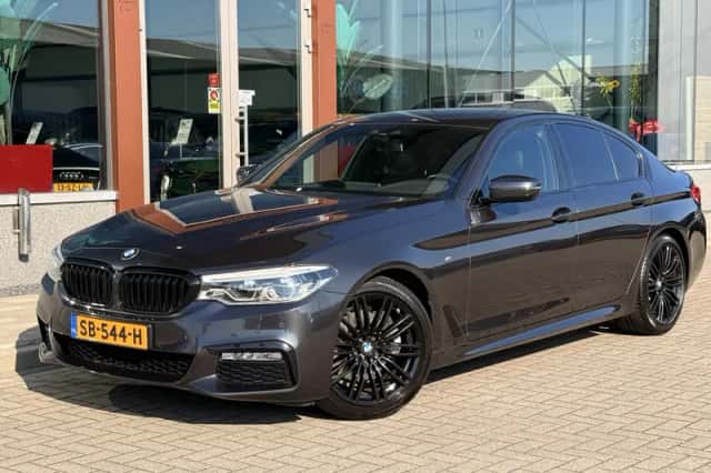 BMW 5-Serie (2018) thumbnail 3