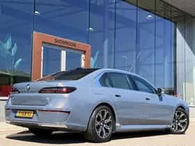 BMW 7-Serie (2023) thumbnail 12
