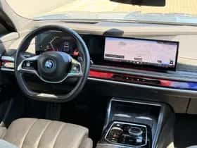 BMW 7-Serie (2023) thumbnail 23
