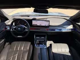 BMW 7-Serie (2023) thumbnail 26