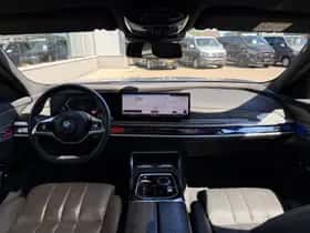 BMW 7-Serie (2023) thumbnail 27
