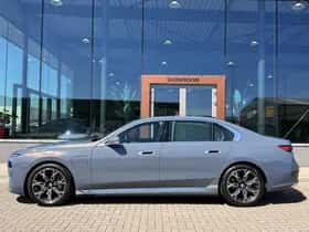 BMW 7-Serie (2023) thumbnail 10