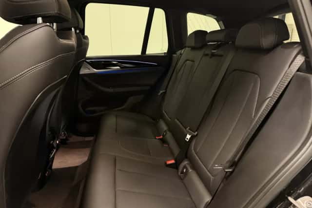 BMW X3 (2022) thumbnail 4