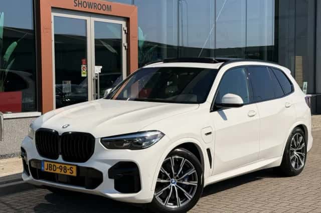 BMW X5 (2022) thumbnail 3