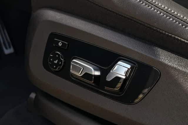 BMW X5 (2023) thumbnail 6