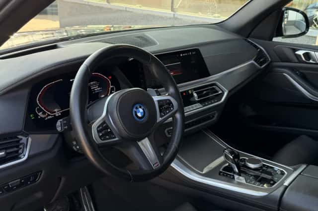 BMW X5 (2022) thumbnail 2
