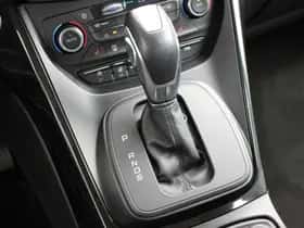 Ford C-Max (2015) thumbnail 16