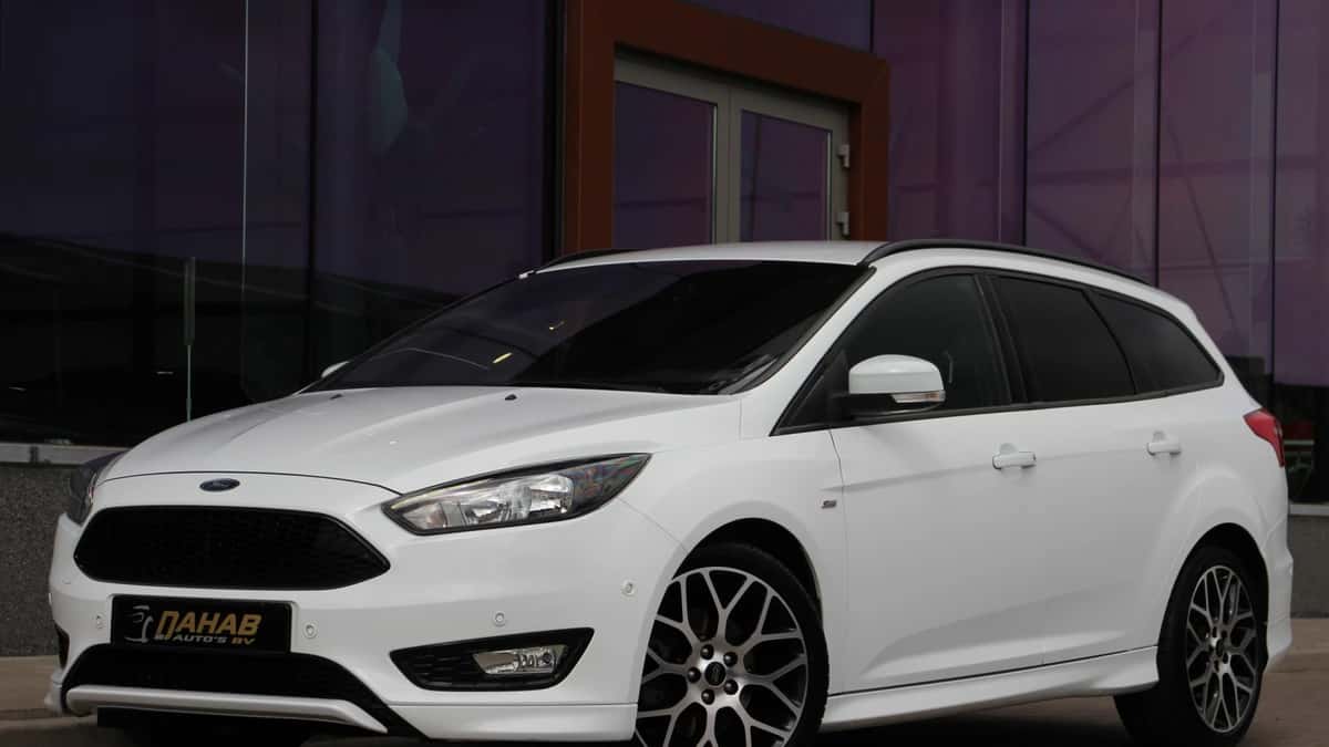 Ford Focus (2018) — foto 1