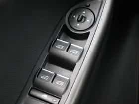 Ford Focus (2018) thumbnail 17