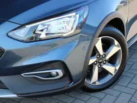 Ford Focus (2019) thumbnail 4