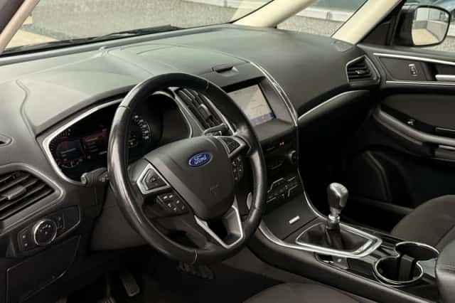 Ford Galaxy (2020) thumbnail 2