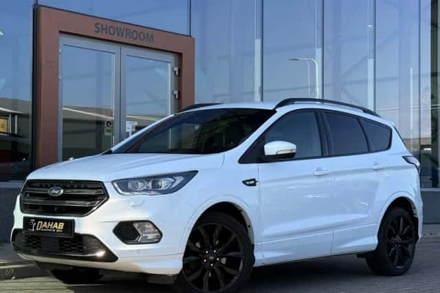 Ford Kuga (2019) thumbnail 1