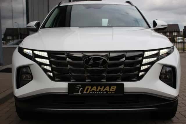 Hyundai Tucson (2022) thumbnail 3