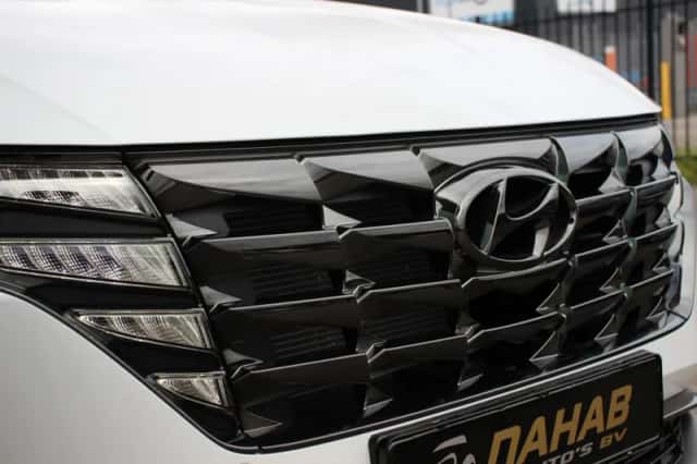 Hyundai Tucson (2022) thumbnail 4