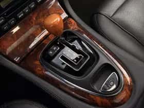 Jaguar XJ (2008) thumbnail 33