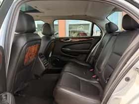 Jaguar XJ (2008) thumbnail 7