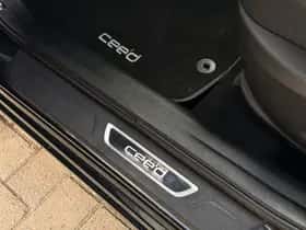 Kia Cee'd (2014) thumbnail 34