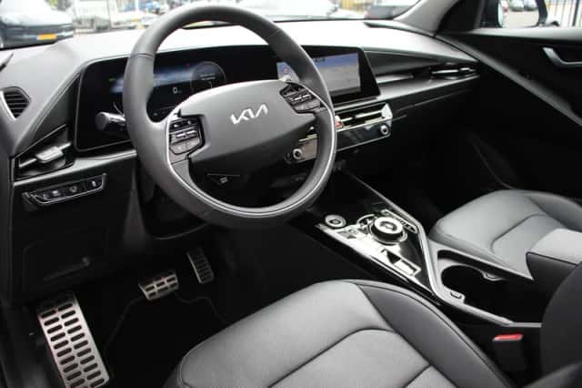 Kia Niro EV (2022) thumbnail 2