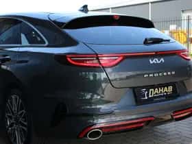 Kia Proceed (2023) thumbnail 10