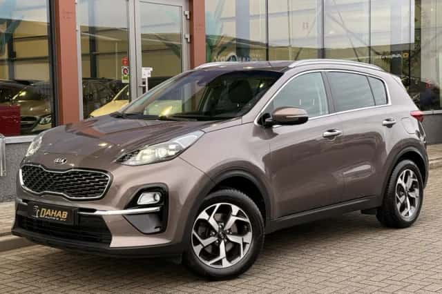 Kia Sportage (2019) thumbnail 3