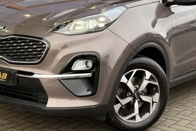 Kia Sportage (2019) thumbnail 5