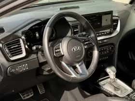 Kia XCeed (2021) thumbnail 2