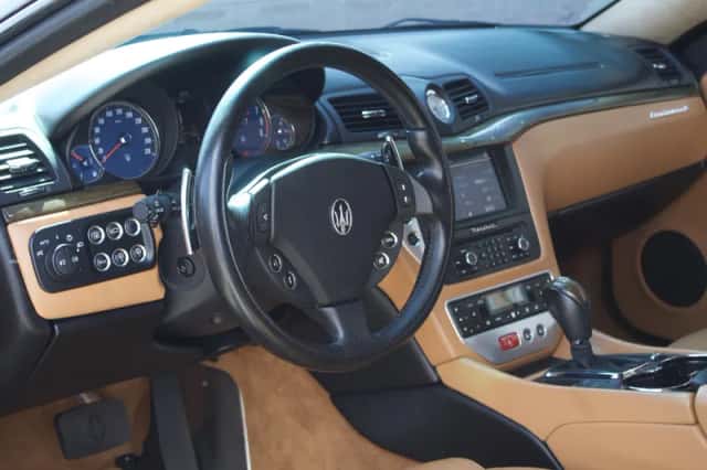 Maserati GranTurismo (2010) thumbnail 2