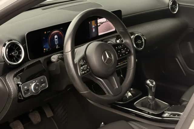 Mercedes-Benz A-Klasse (2019) thumbnail 2