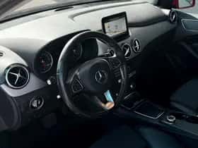 Mercedes-Benz B-Klasse (2018) thumbnail 2