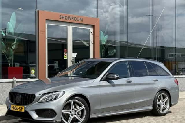 Mercedes-Benz C-Klasse (2016) thumbnail 1