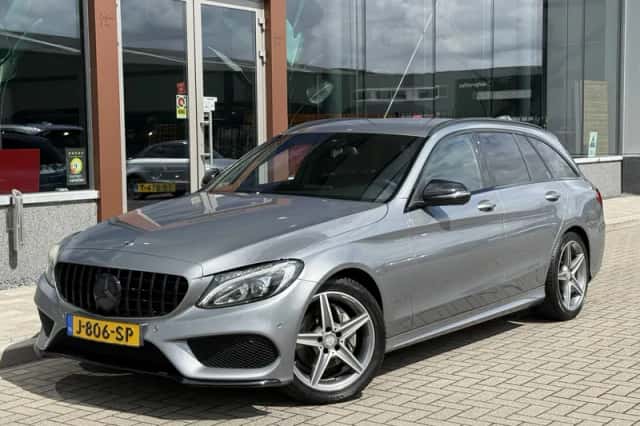 Mercedes-Benz C-Klasse (2016) thumbnail 3