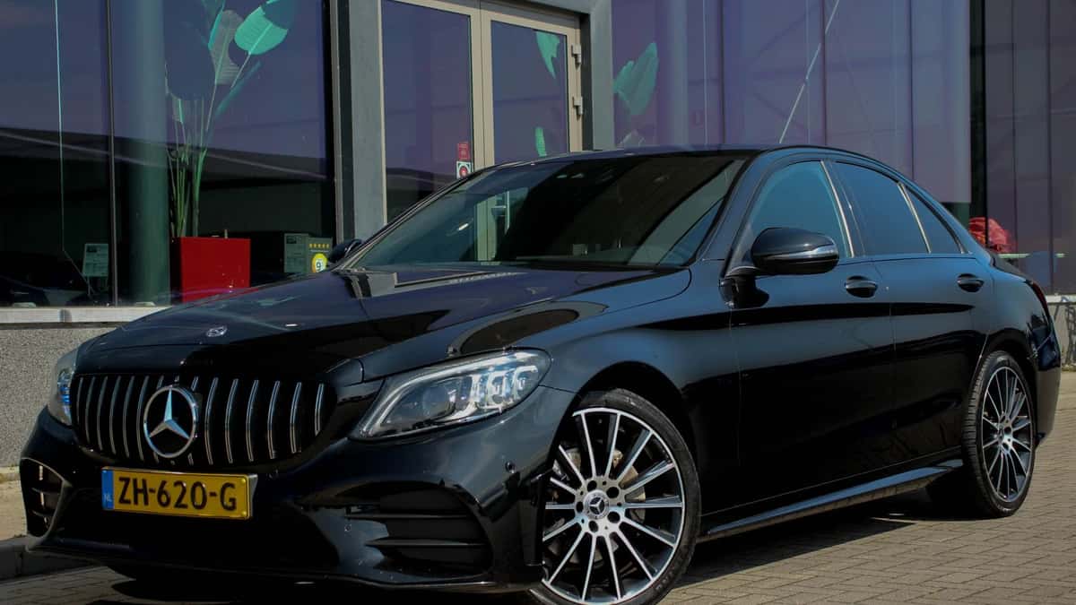 Mercedes-Benz C-Klasse (2019) — foto 1