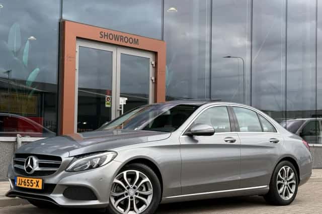 Mercedes-Benz C-Klasse (2015) thumbnail 1