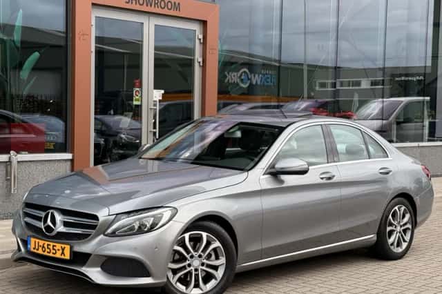 Mercedes-Benz C-Klasse (2015) thumbnail 4