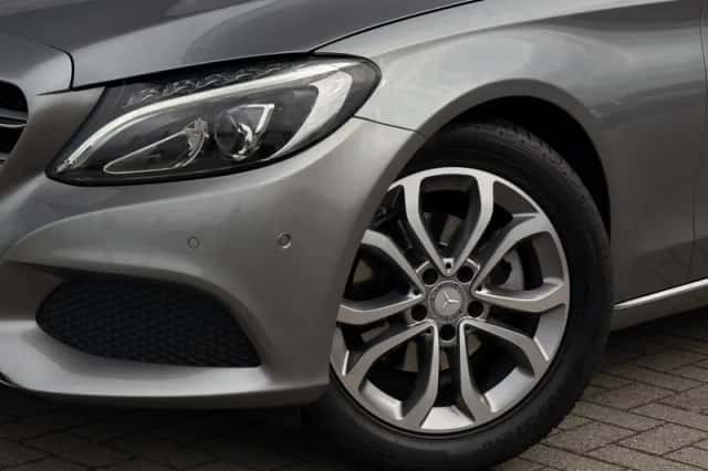 Mercedes-Benz C-Klasse (2015) thumbnail 5