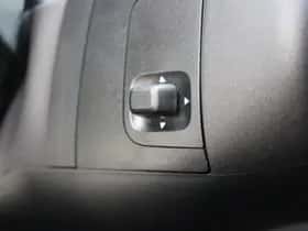 Mercedes-Benz CLE (2024) thumbnail 18