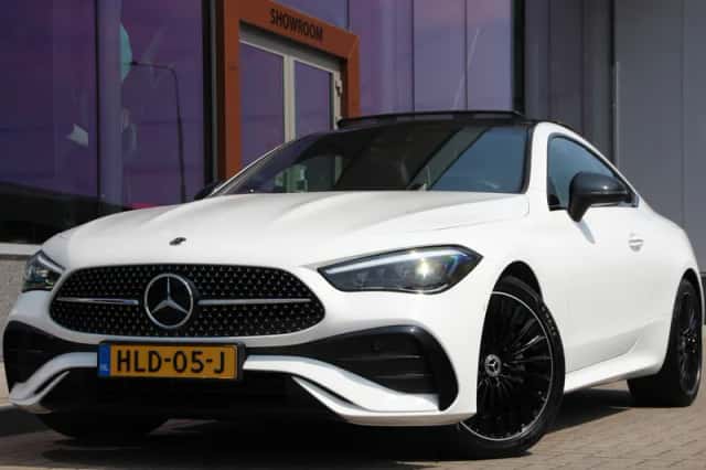 Mercedes-Benz CLE (2024) thumbnail 3