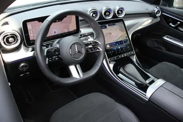 Mercedes-Benz CLE (2024) thumbnail 6