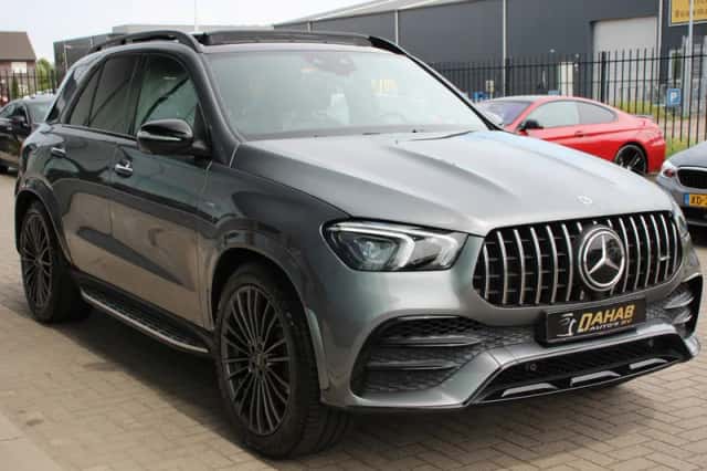 Mercedes-Benz GLE (2022) thumbnail 4
