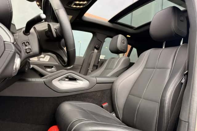 Mercedes-Benz GLE (2022) thumbnail 4