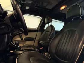 MINI Countryman (2011) thumbnail 6