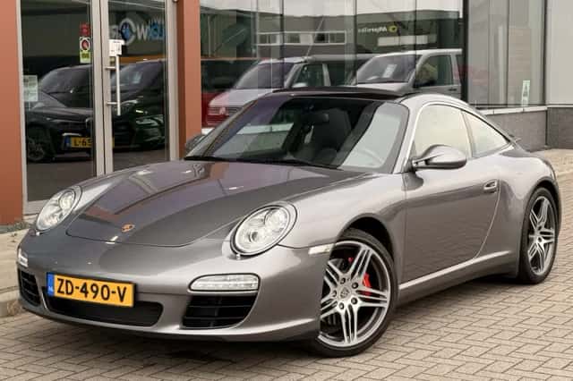 Porsche 911 (2009) thumbnail 3