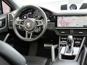 Porsche Cayenne (2020) thumbnail 11