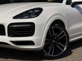 Porsche Cayenne (2019) thumbnail 4
